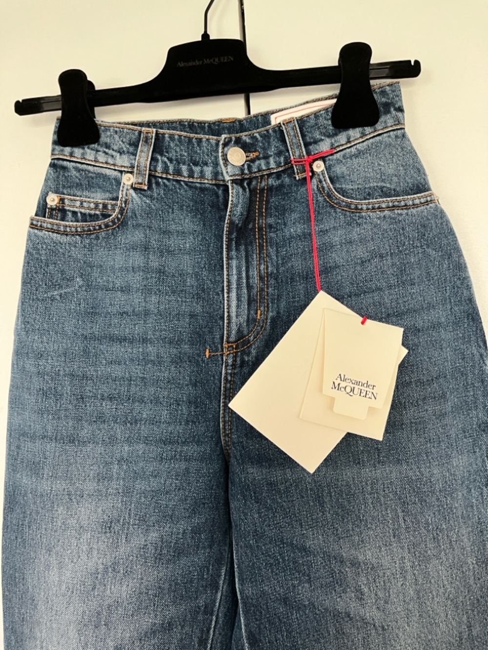 Alexander McQueen High Rise Tapered Straight Jeans Med Wash S23 Size 24 NWT $790 - Picture 3 of 16